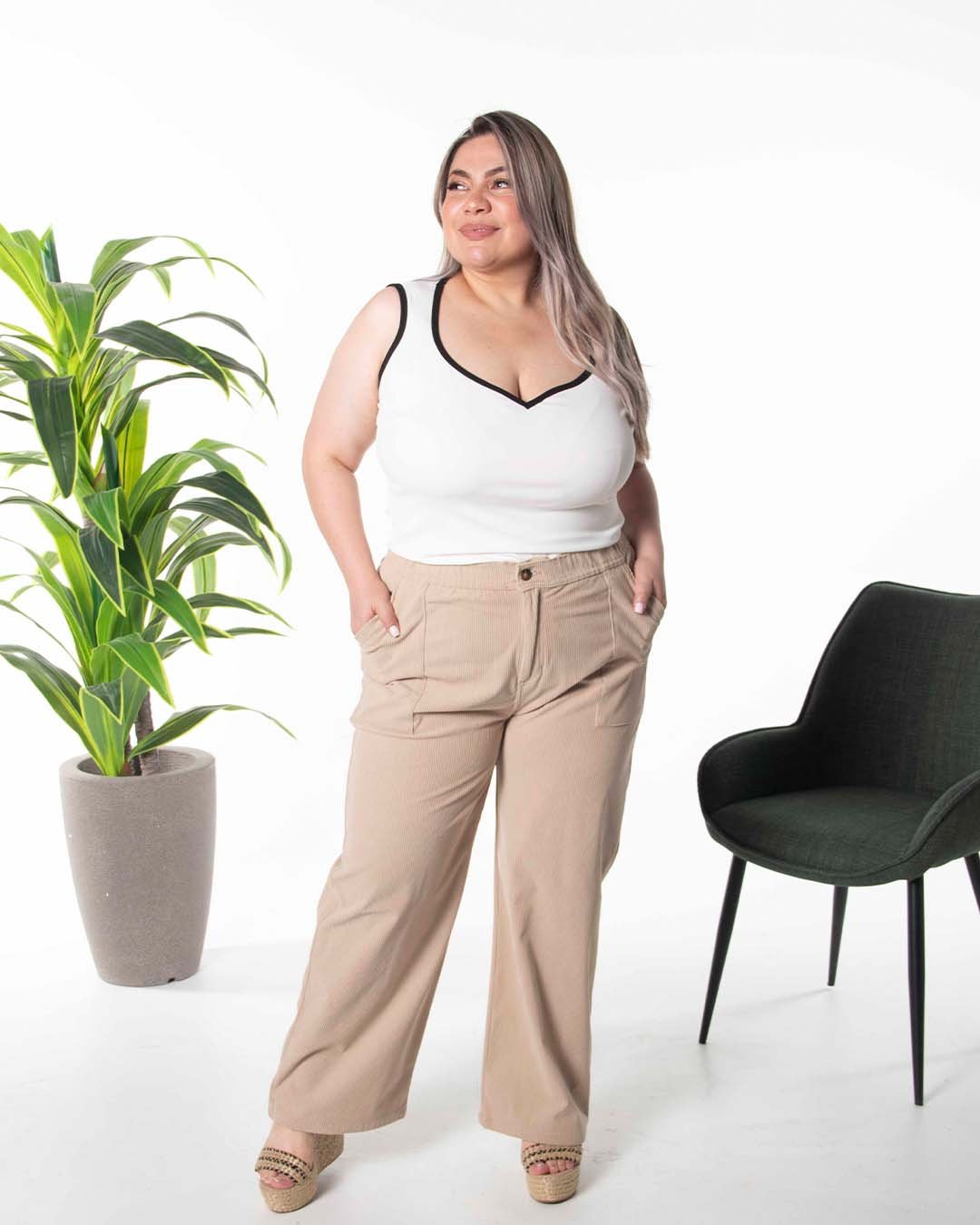 Pantalón Pana Spandex PL 103 Karina para Mujer - Image 3